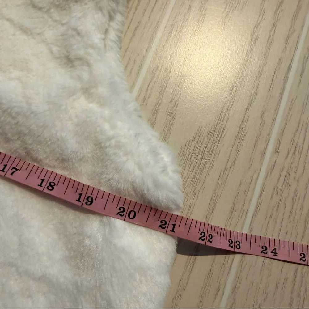 Epic Threads Girls‎ Size XL 18/20 White Faux Fur Vest NEW